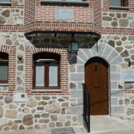 Abadia Del Marques De Avila * Vega de Santa María