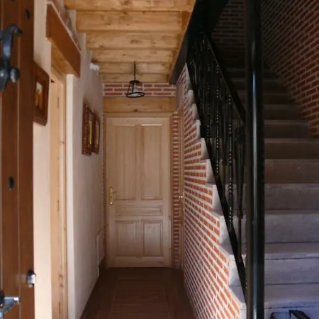 Abadia Del Marques De Avila *