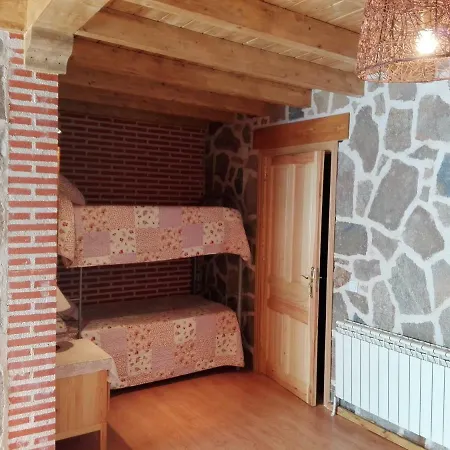 Abadia Del Marques De Avila *